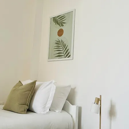 Explore Albania, From The Heart Of Apartmán Tirana